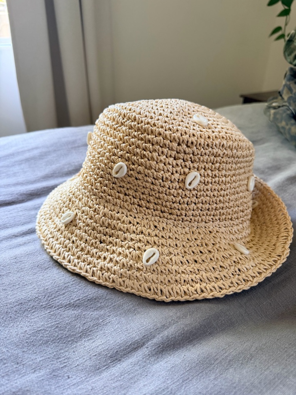Crocheted Shell Bucket Hat - Natural Beige